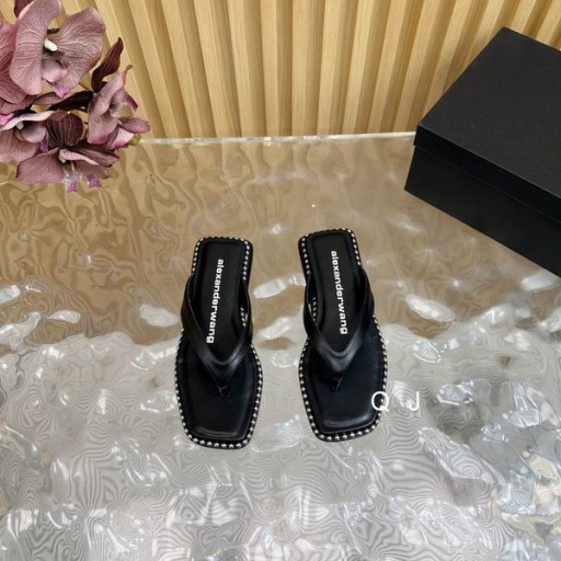 Alexander Wang Mulheres Flip-Flop Sandálias Com Cercadura Em Preto em pele de Cordeiro