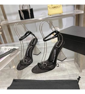 Alexander Wang Mban Sandals Le Rhinestone Shmutánach Súil I Dubh Díol
