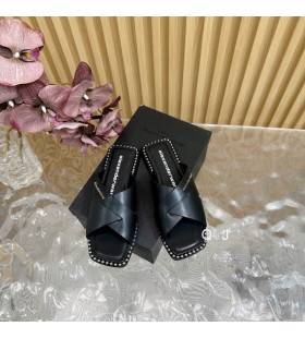 Alexander Wang Mban Sleamhnán Sandals Le Feirbthe I Lambskin Dubh