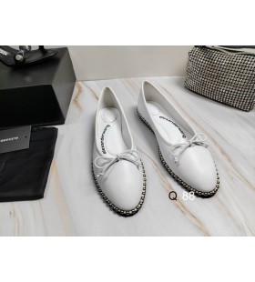 アレクサンダー王女性リナLeather Flats白