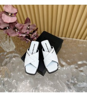 Alexander Wang Kvinne Skyv Sandaler Med Beaded I Hvit Lammeskinn