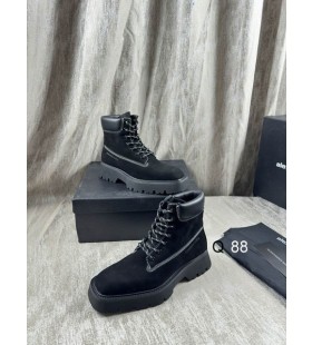 Damskie botki Alexander Wang sznurowane z przepustnicą w kolorze Czarnym