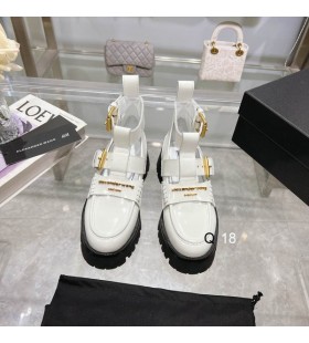 Alexander Wang Kadın Carter Kutusu Ayak Bileği Kayışı Botları Beyaz