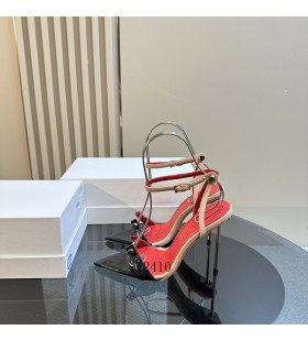 Alexander Wang Vrouwen Rode Onderkant Enkelbandje met Hoge hakken Sandalen In Zwart/Beige