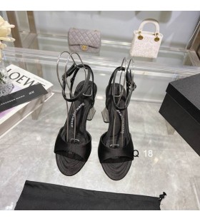 Alexander Wang Naisten Sandaalit Tekojalokivi Paksu Kantapää Musta